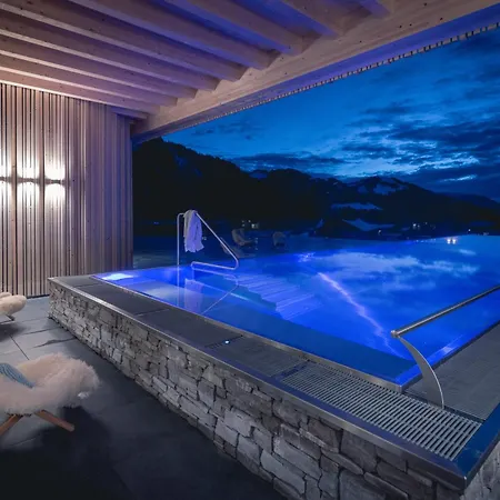 Torghele's Wald & Fluh 호텔