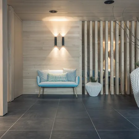 Torghele's Wald & Fluh Hotell
