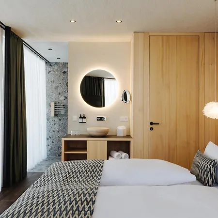 Hotel Torghele's Wald & Fluh