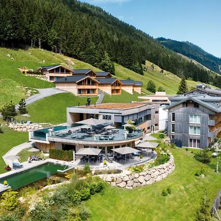 Torghele's Wald & Fluh Hotel *