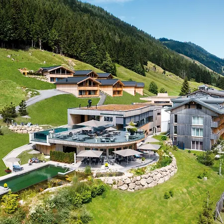 Torghele's Wald & Fluh Hotel